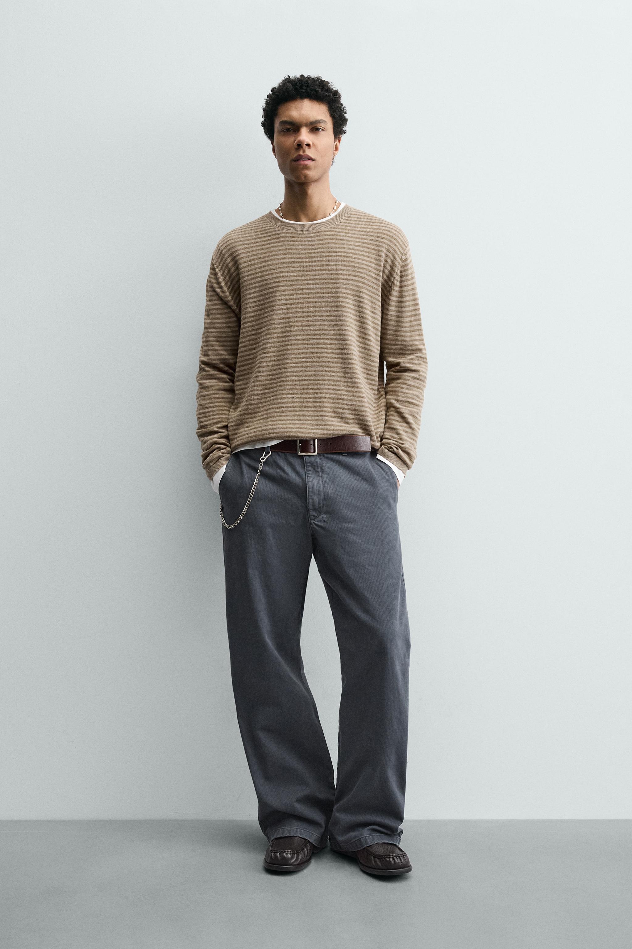 PULL EN JACQUARD À RAYURES